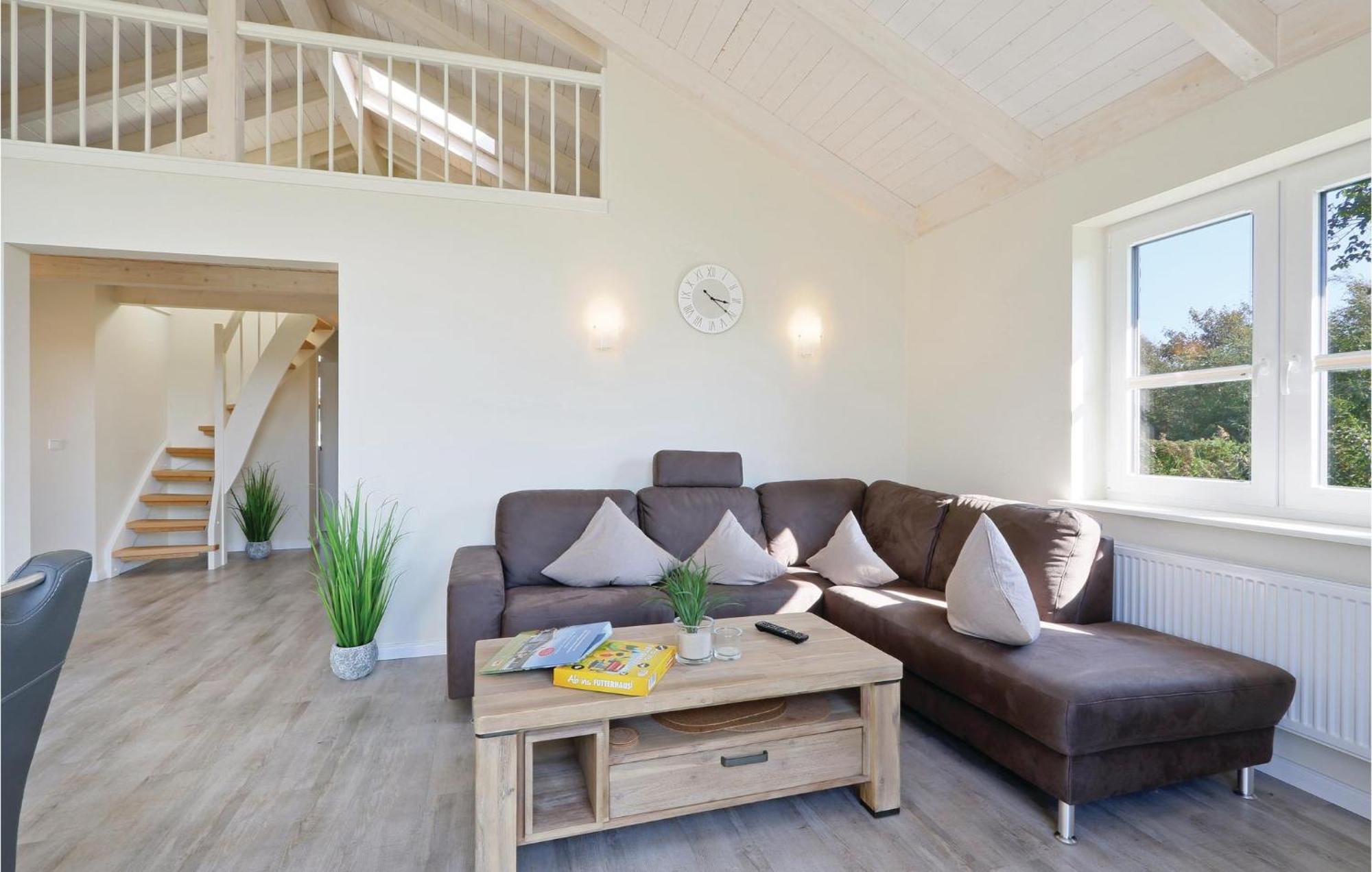 Awesome Home In Dagebuell With Kitchen Buitenkant foto